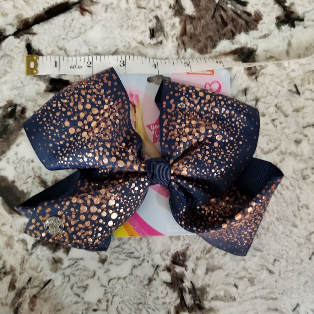 Jojo Siwa big hair bow - Picture 5 of 6